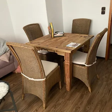 Apartament Schoenewohnung Mit Eigenem Gsrten Und Eingang