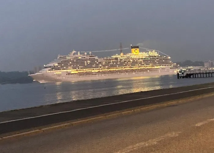 Schoenewohnung Mit Eigenem Gsrten Und Eingang