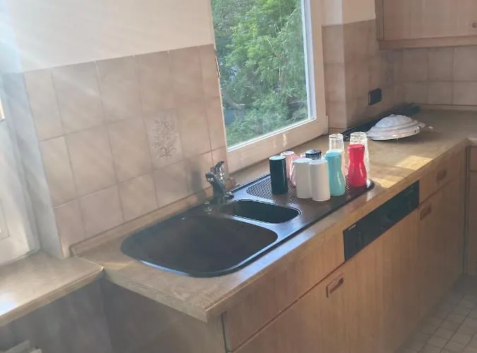 Schoenewohnung Mit Eigenem Gsrten Und Eingang Appartement *